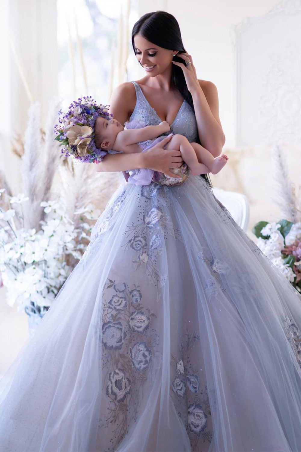 Paris Blue Lace And Embroidered Ball Gown 8 / Blue Paris Blue Lace And Embroidered Ball Gown 8 / Blue